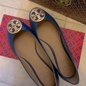 Tory burch flat